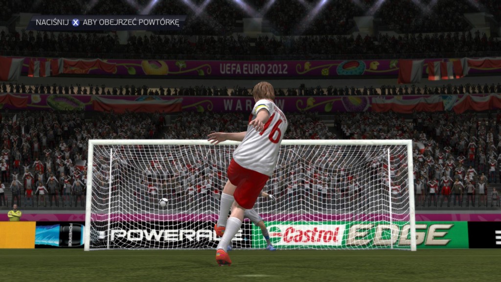 Jakub Błaszczykowski zbodywa bramkę z rzutu karnego w UEFA EURO 2012